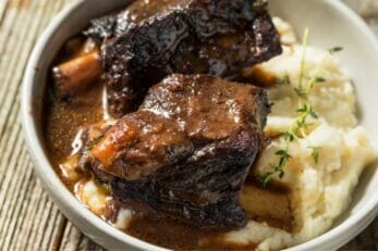 Winter Comfort Food: Weeknight Meals, Sunday Dinners, and Seasonal Slow Cooking